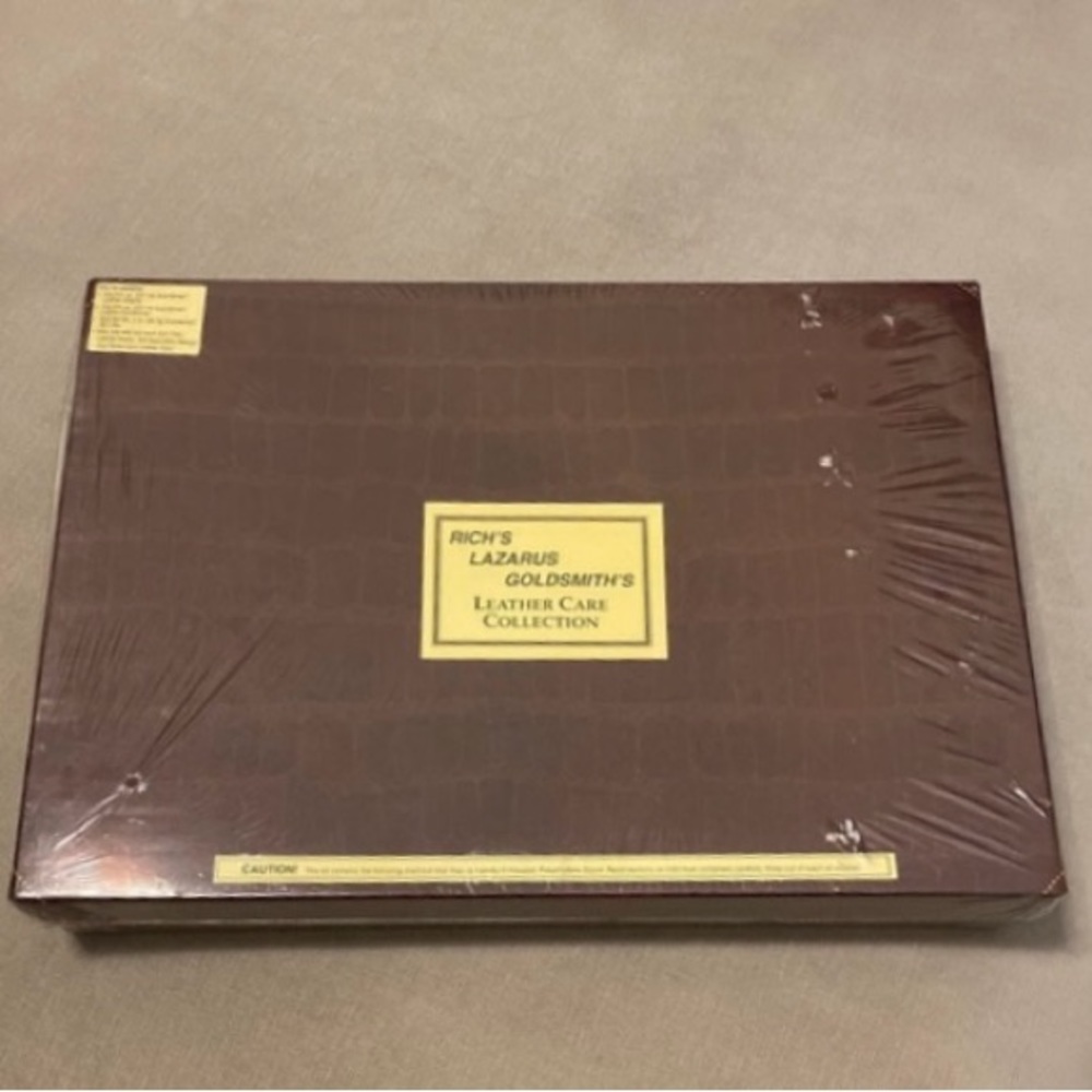 Free! NIB Lazarus Leather Conditioning Kit Free with purchase of any other item
